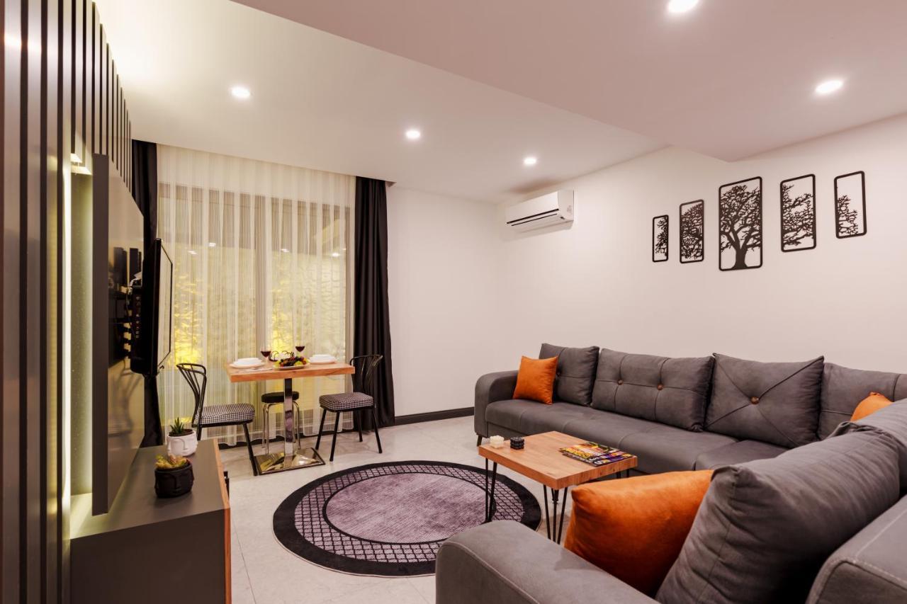 Mrt Suites Lara Анталия Екстериор снимка