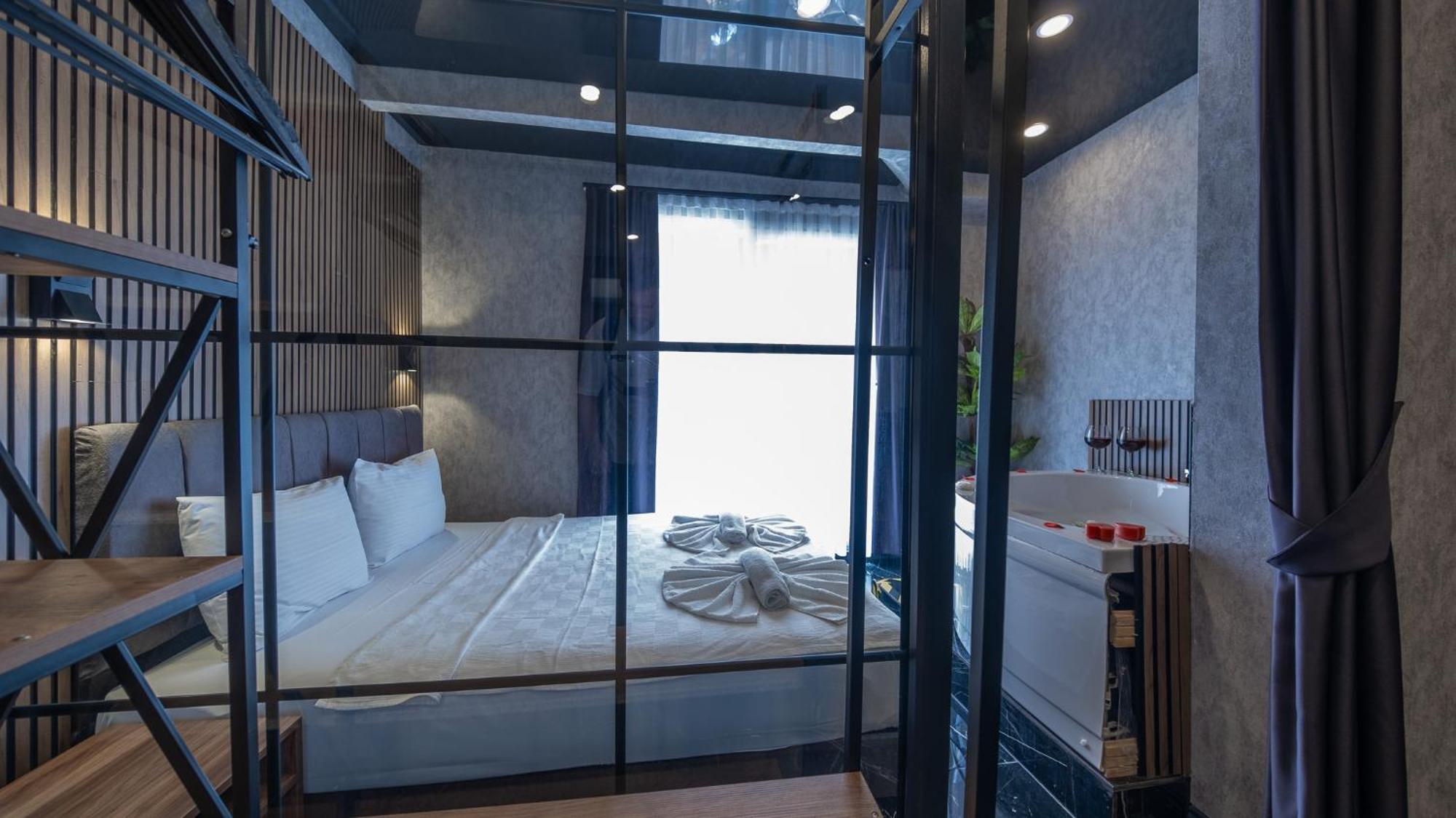 Mrt Suites Lara Анталия Екстериор снимка