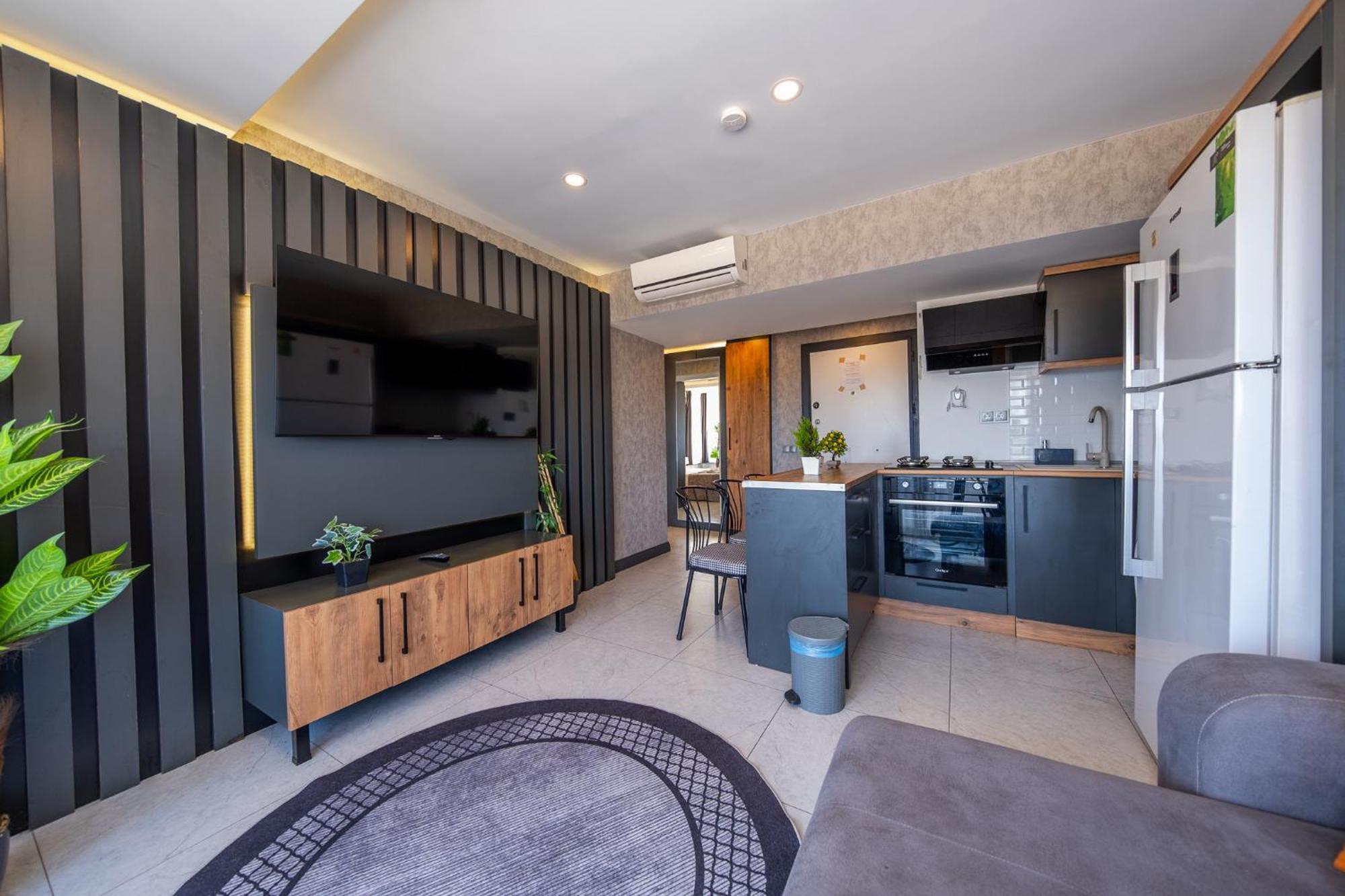 Mrt Suites Lara Анталия Екстериор снимка