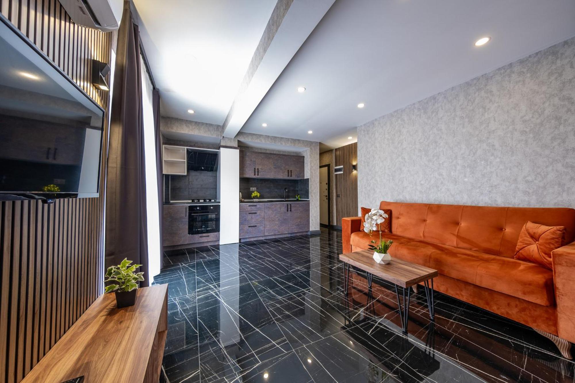 Mrt Suites Lara Анталия Екстериор снимка