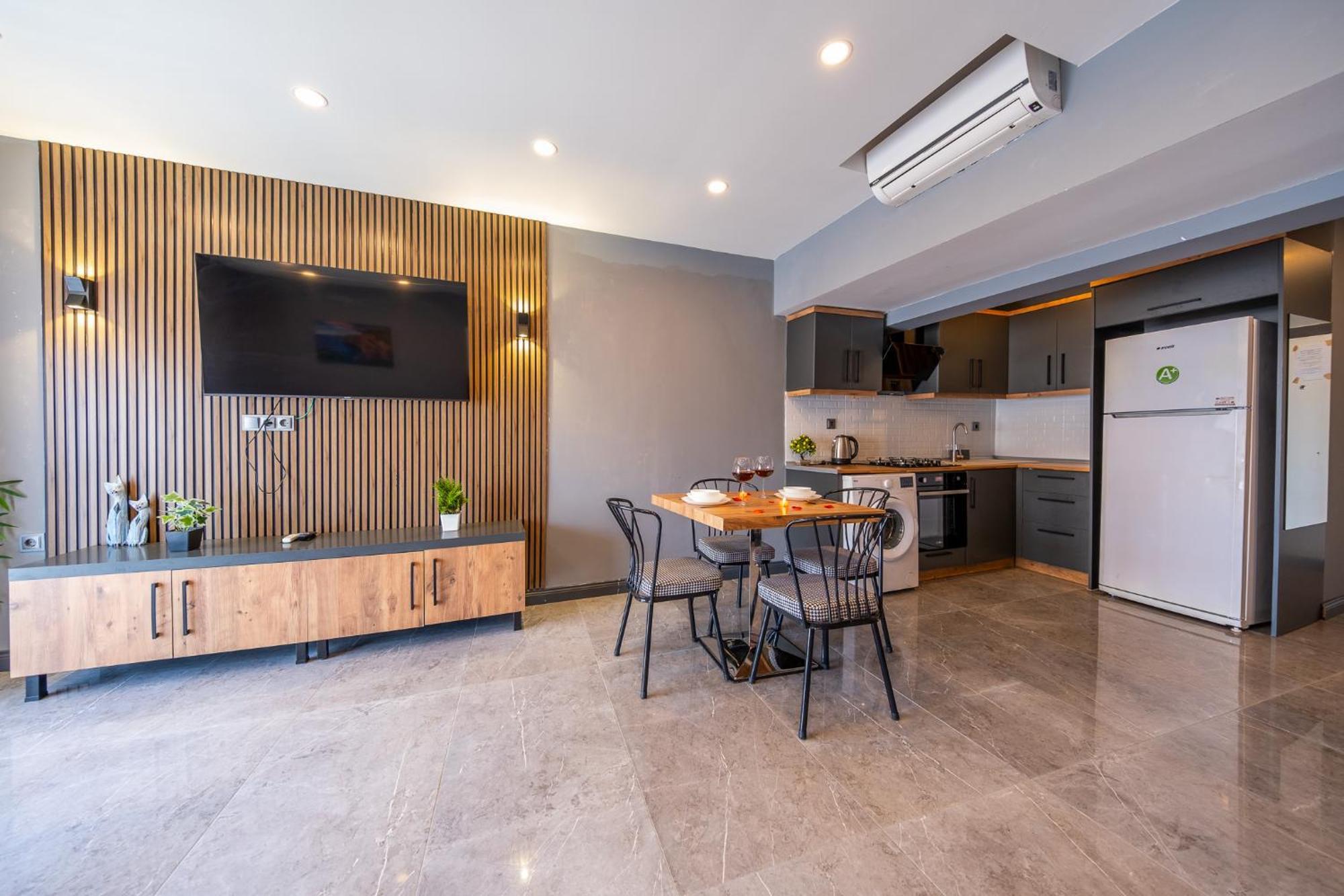 Mrt Suites Lara Анталия Екстериор снимка