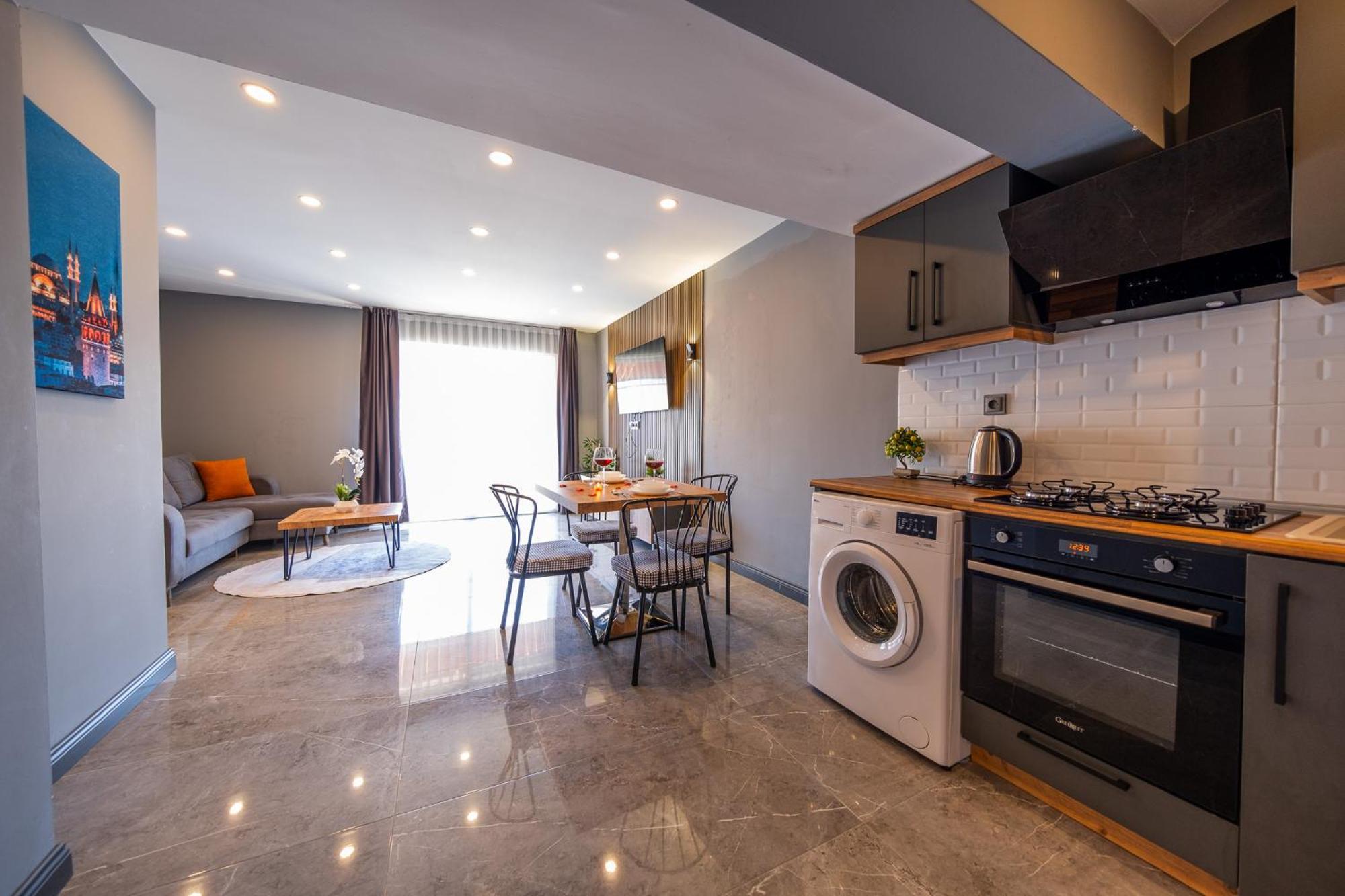 Mrt Suites Lara Анталия Екстериор снимка