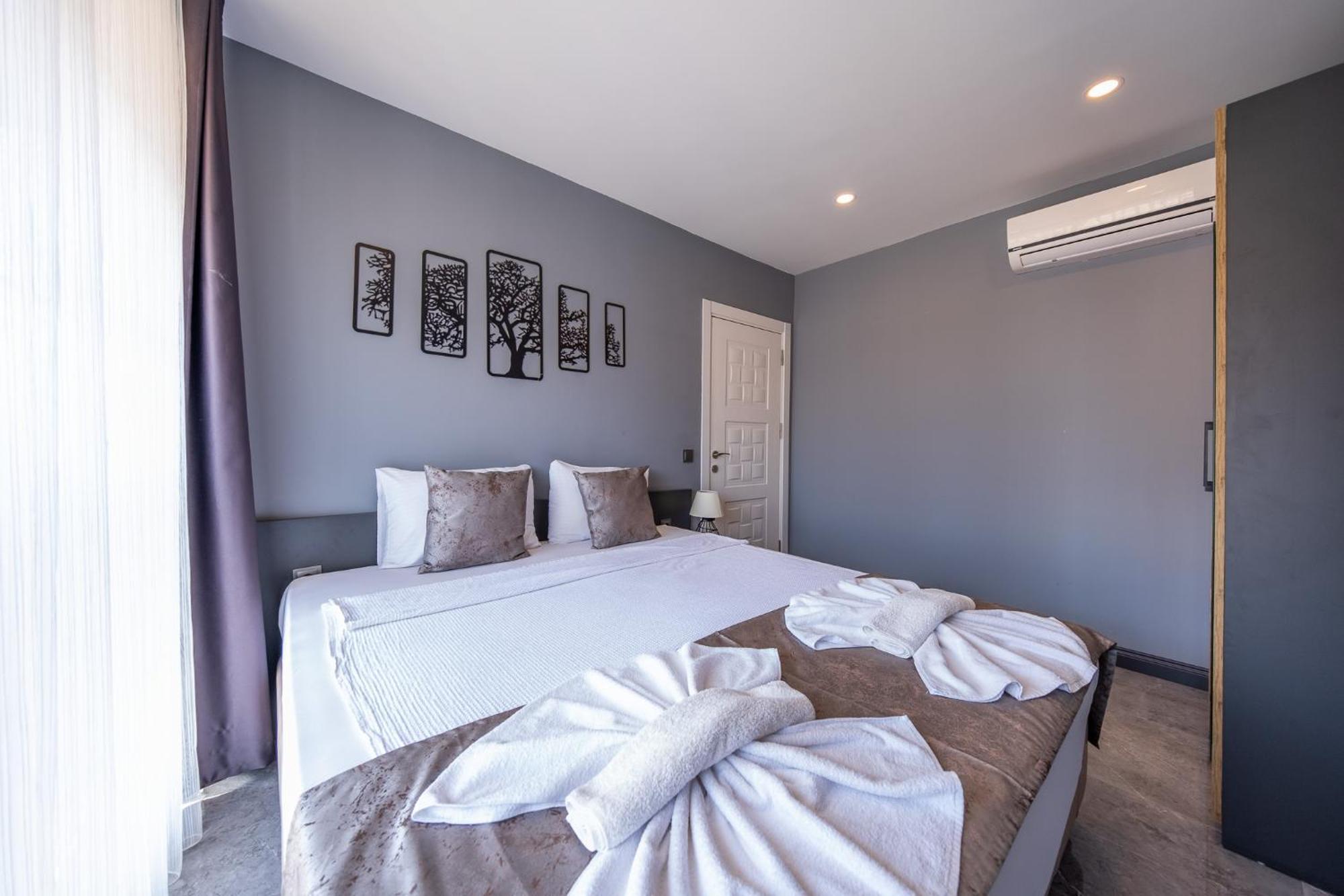 Mrt Suites Lara Анталия Екстериор снимка