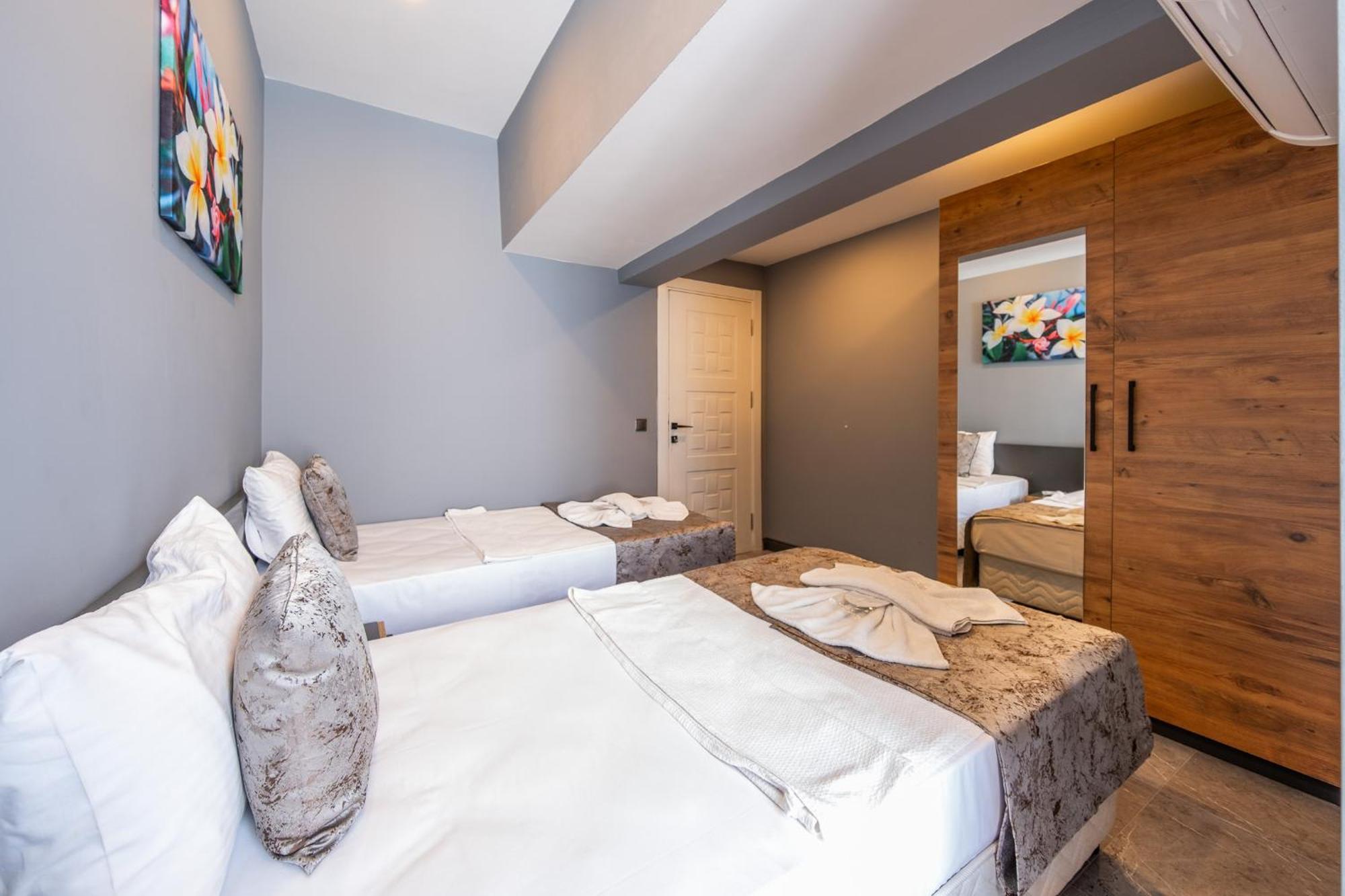 Mrt Suites Lara Анталия Екстериор снимка