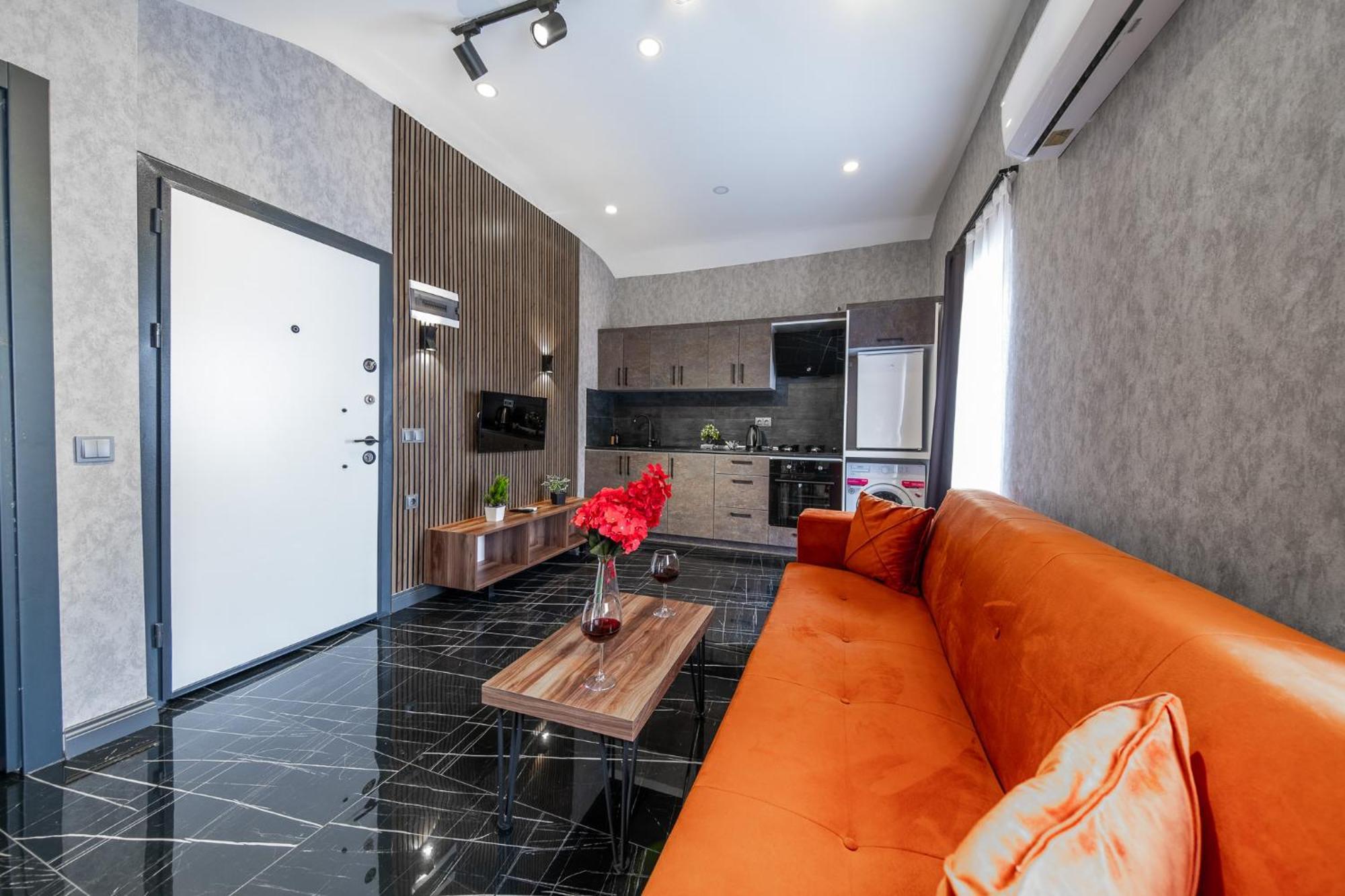 Mrt Suites Lara Анталия Екстериор снимка